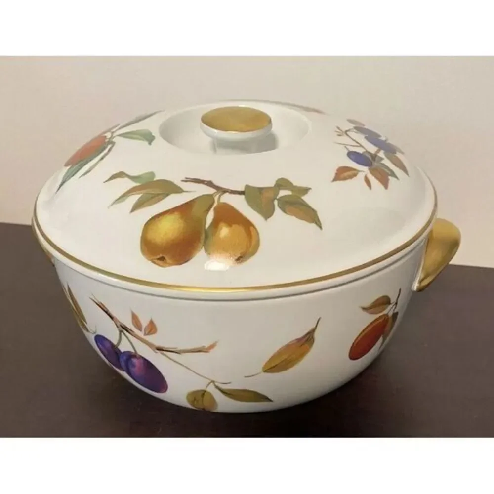 Royal Worcester Evesham Gold Round 2.5 qt CASSEROLE/ LID‎ Gold Knob/Handles 8.5